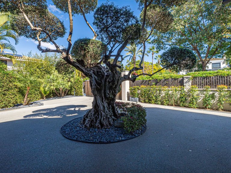 Villa for Sale in Marbella, Malaga 60