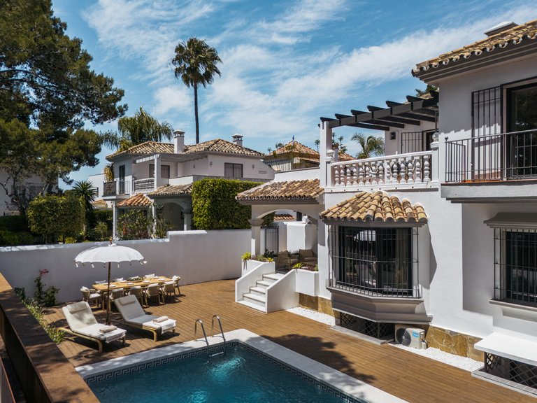 Villa for Sale in Nueva Andalucía, Malaga 6