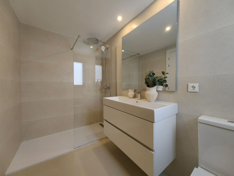 Apartment for Sale in Estepona, Malaga 15
