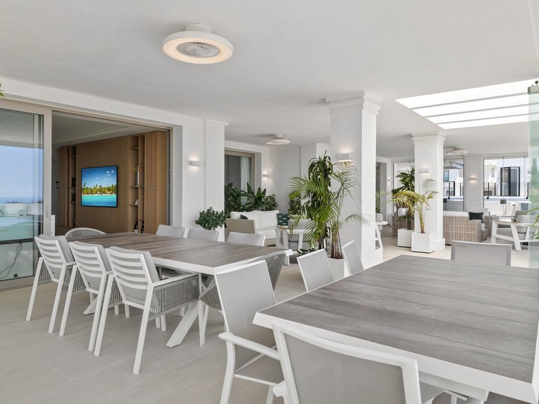 Apartment for Sale in Nueva Andalucía, Malaga 38