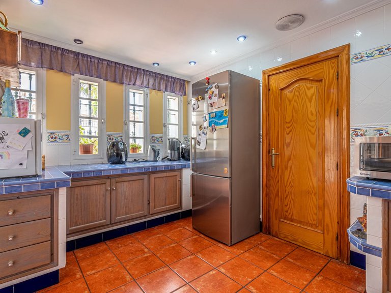 Villa for Sale in Benalmadena Costa, Malaga 18