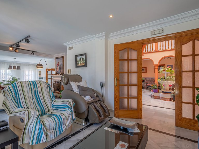 Villa for Sale in Benalmadena Costa, Malaga 22