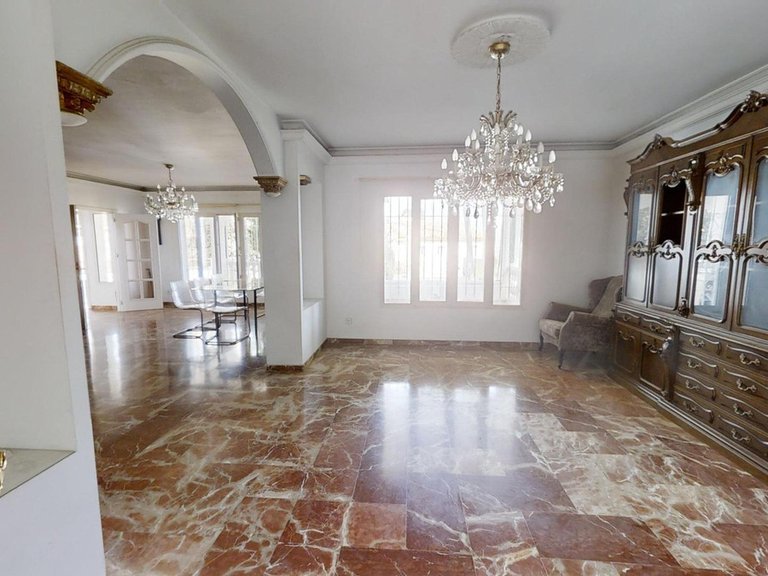 Villa for Sale in Alhaurín De La Torre, Malaga 28