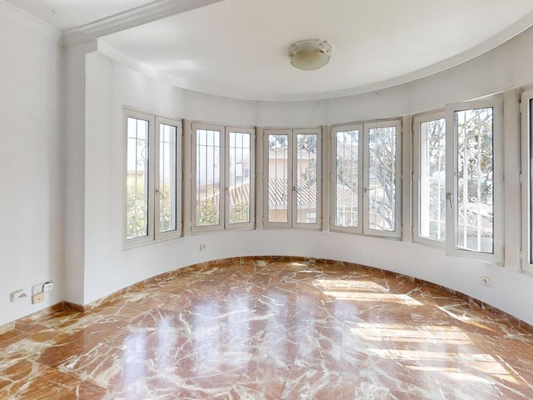 Villa for Sale in Alhaurín De La Torre, Malaga 32