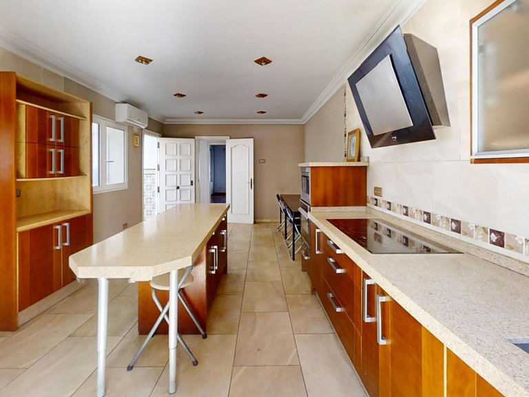 Villa for Sale in Alhaurín De La Torre, Malaga 40