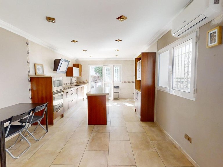 Villa for Sale in Alhaurín De La Torre, Malaga 45