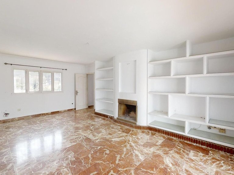 Villa for Sale in Alhaurín De La Torre, Malaga 46