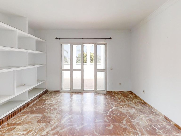 Villa for Sale in Alhaurín De La Torre, Malaga 49