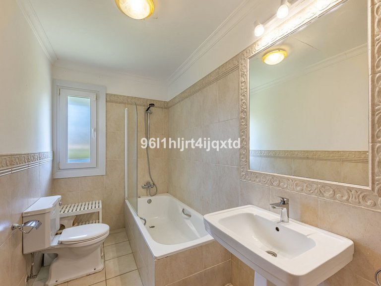 Villa for Sale in Sotogrande Costa, Cadiz 17