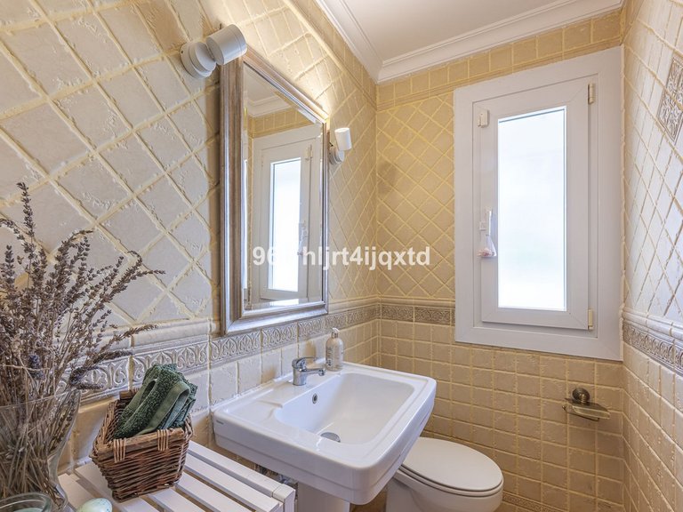 Villa for Sale in Sotogrande Costa, Cadiz 19