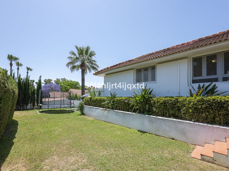 Villa for Sale in Sotogrande Costa, Cadiz 2