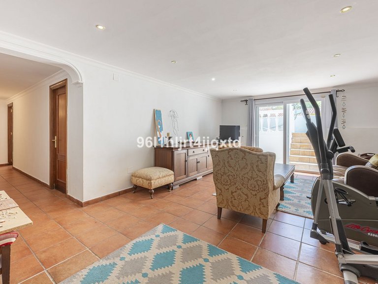 Villa for Sale in Sotogrande Costa, Cadiz 22