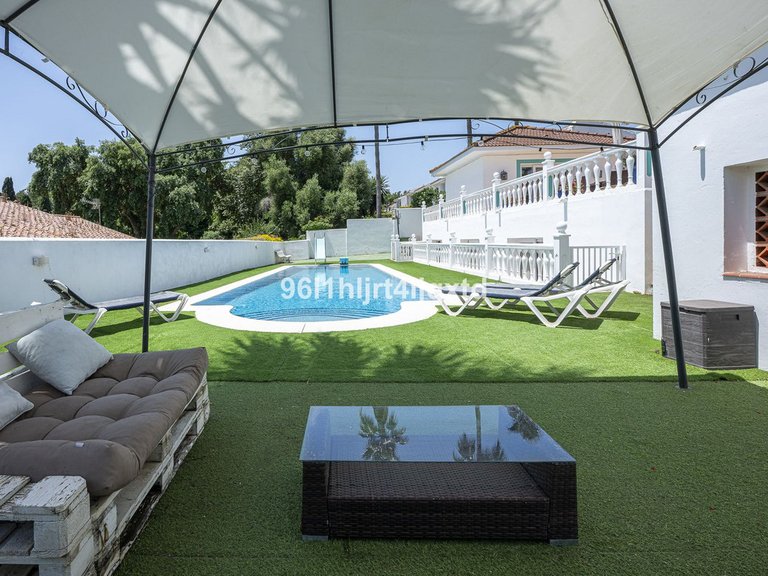Villa for Sale in Sotogrande Costa, Cadiz 26