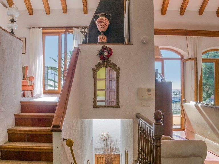 Villa for Sale in Estepona, Malaga 12