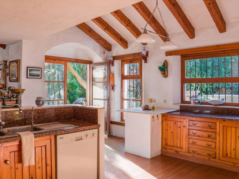 Villa for Sale in Estepona, Malaga 14