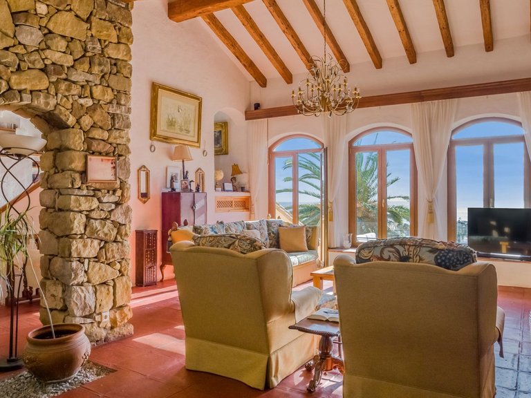 Villa for Sale in Estepona, Malaga 17