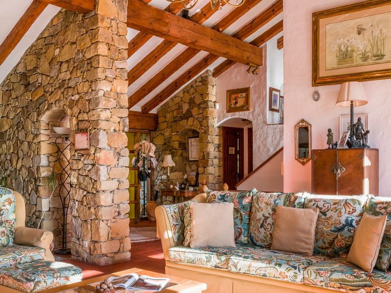 Villa for Sale in Estepona, Malaga 18