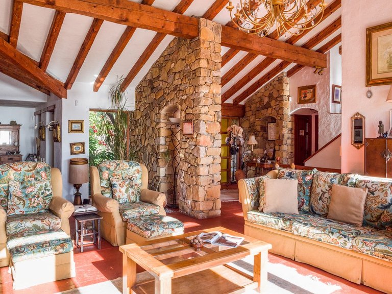 Villa for Sale in Estepona, Malaga 19