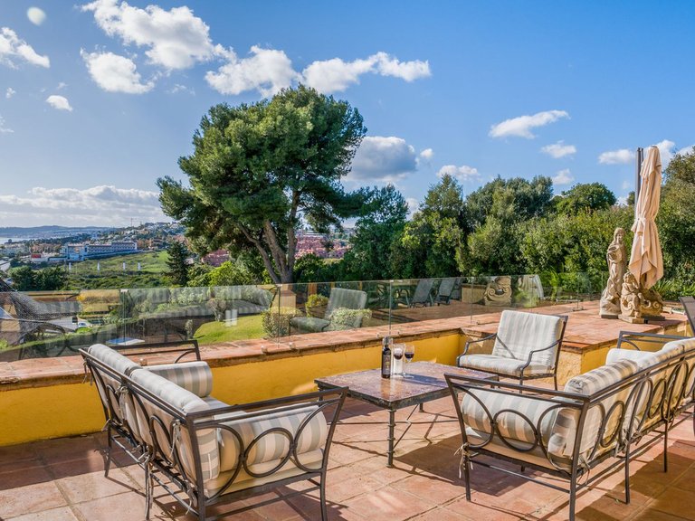 Villa for Sale in Estepona, Malaga 23