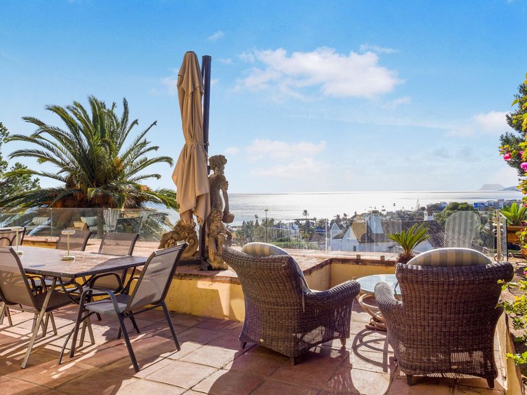 Villa for Sale in Estepona, Malaga 26