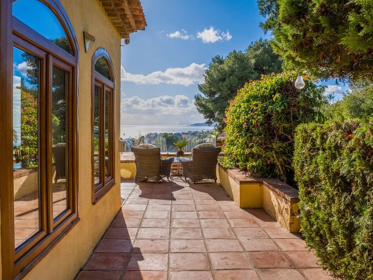 Villa for Sale in Estepona, Malaga 27