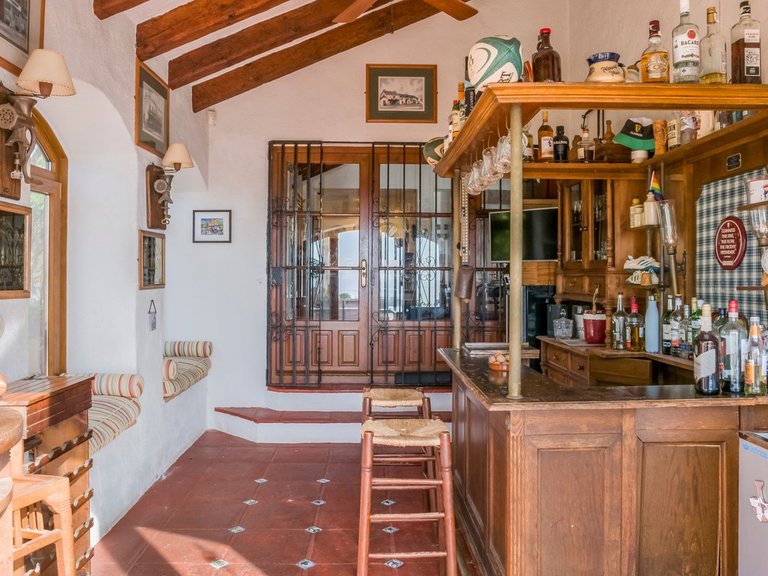 Villa for Sale in Estepona, Malaga 5