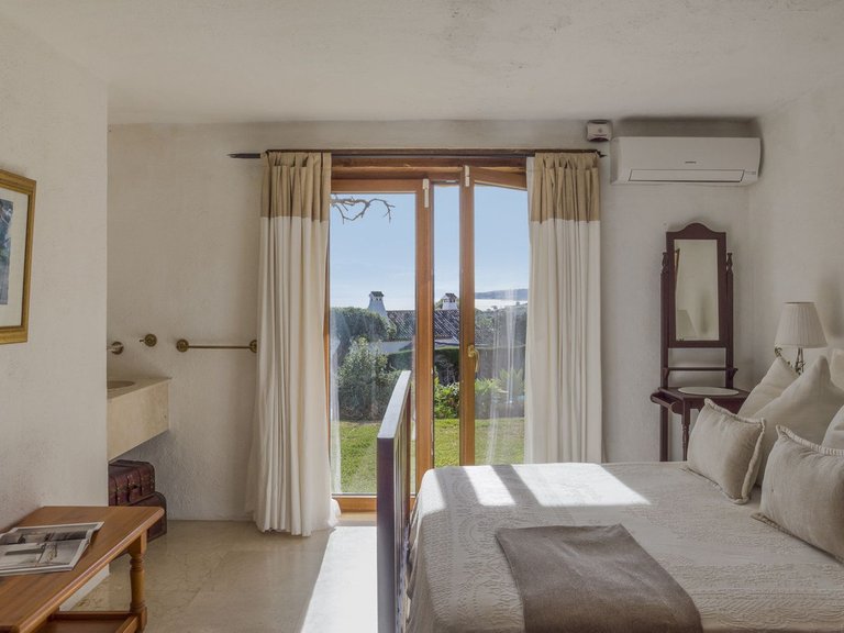 Villa for Sale in Estepona, Malaga 52