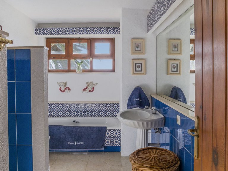 Villa for Sale in Estepona, Malaga 56