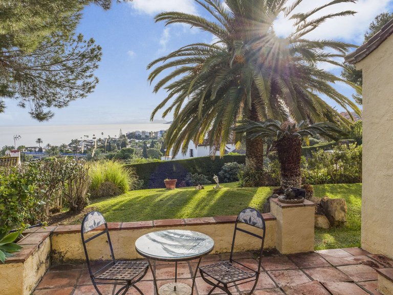 Villa for Sale in Estepona, Malaga 71