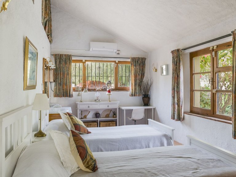 Villa for Sale in Estepona, Malaga 72