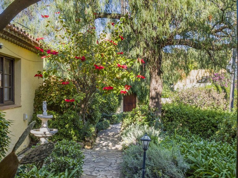 Villa for Sale in Estepona, Malaga 79