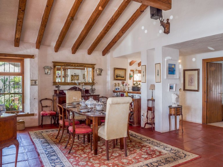 Villa for Sale in Estepona, Malaga 82