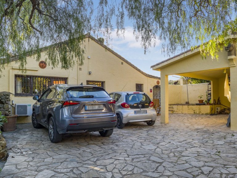 Villa for Sale in Estepona, Malaga 84