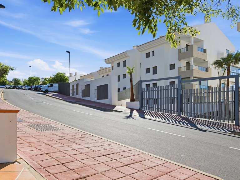 Apartment for Sale in Benalmadena, Malaga 30