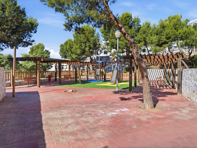 Apartment for Sale in Benalmadena, Malaga 32
