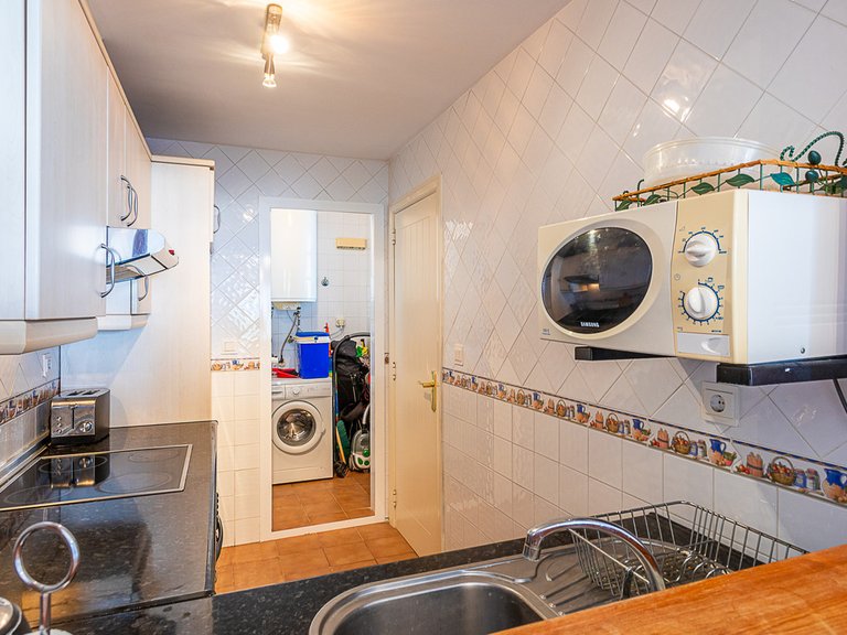 Apartment for Sale in Calahonda, Malaga 15