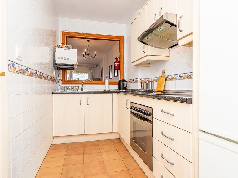 Apartment for Sale in Calahonda, Malaga 3
