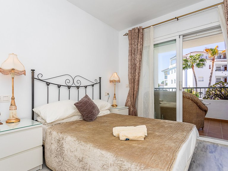 Apartment for Sale in Calahonda, Malaga 6