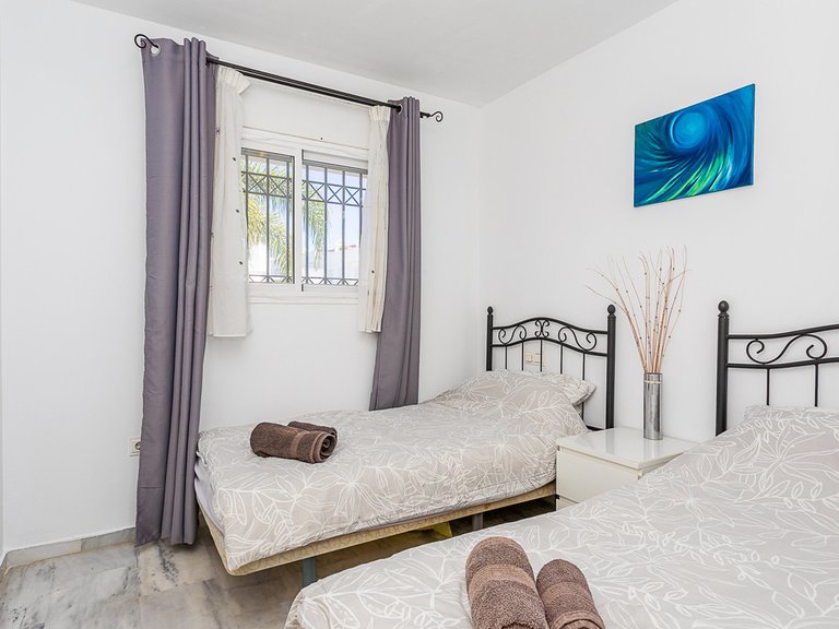 Apartment for Sale in Calahonda, Malaga 9