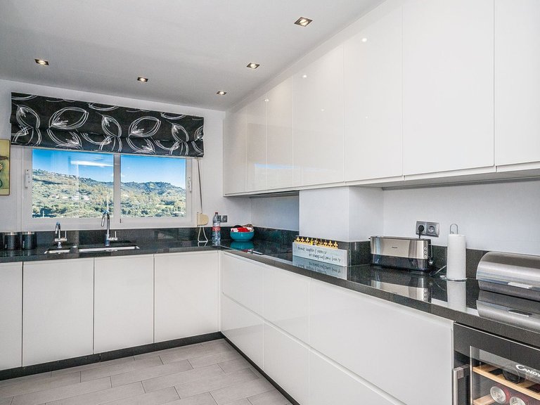 Apartment for Sale in Elviria, Malaga 4