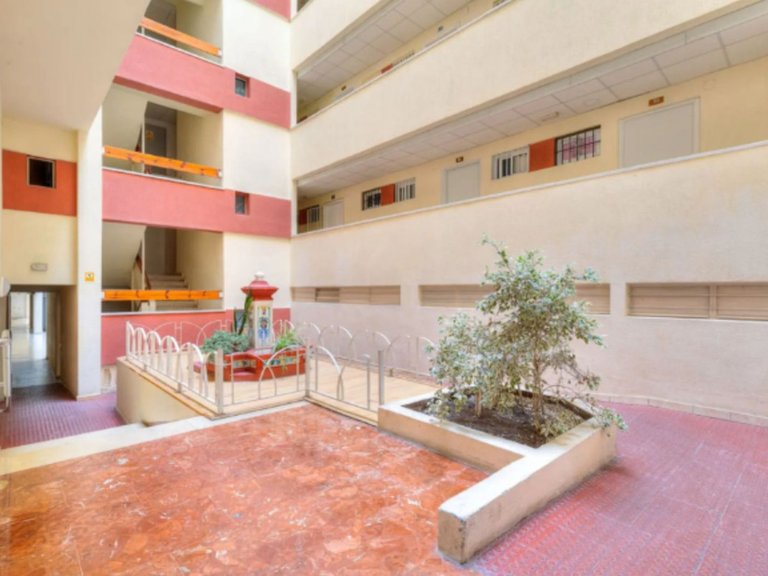 Apartment for Sale in Benalmadena Costa, Malaga 16