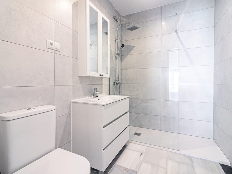 Villa for Sale in Benalmadena Costa, Malaga 13