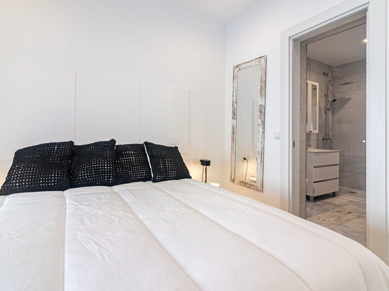Villa for Sale in Benalmadena Costa, Malaga 14