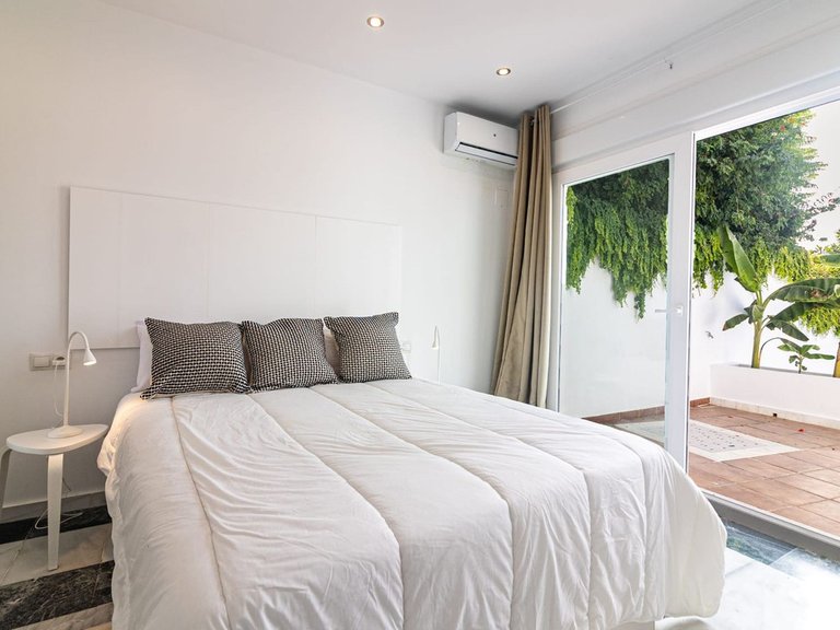 Villa for Sale in Benalmadena Costa, Malaga 15