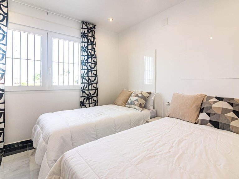 Villa for Sale in Benalmadena Costa, Malaga 20