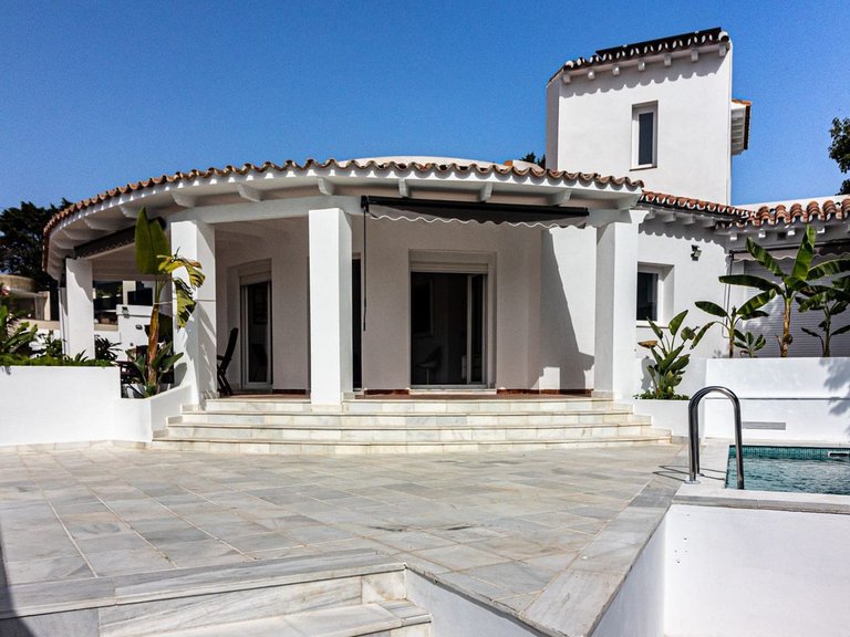 Villa for Sale in Benalmadena Costa, Malaga 3