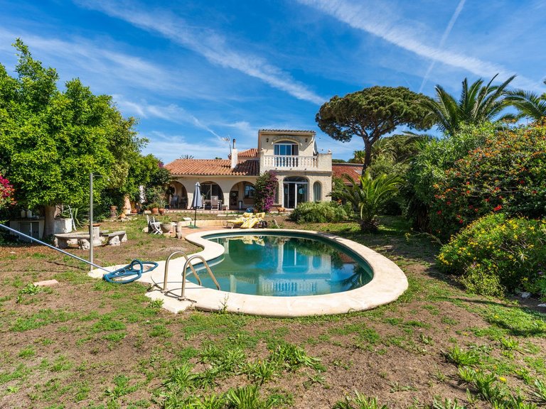 Villa for Sale in Marbesa, Malaga 23