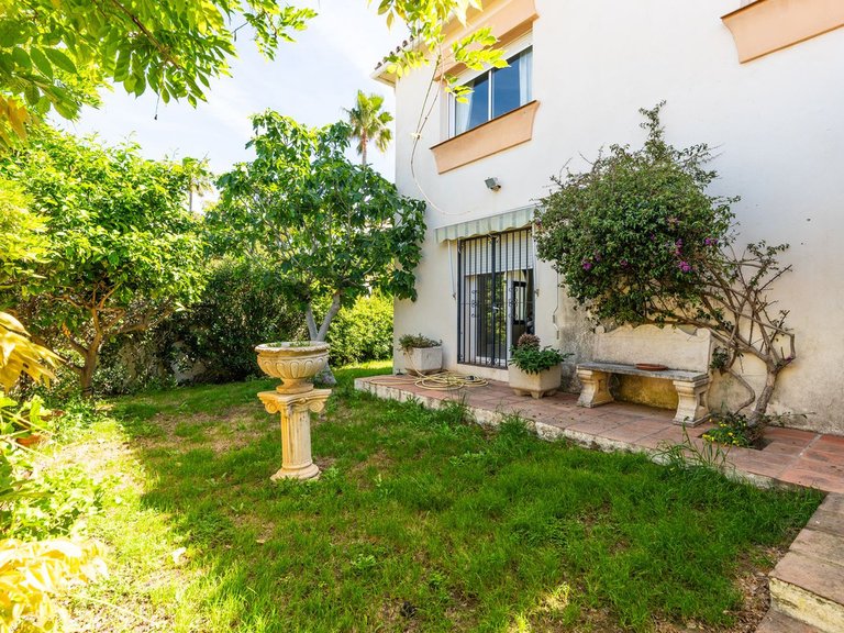 Villa for Sale in Marbesa, Malaga 28