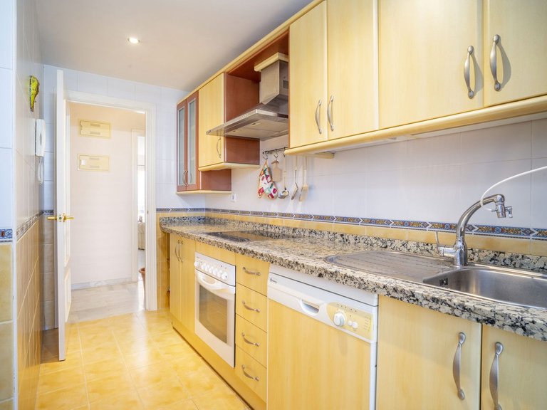 Apartment for Sale in Benalmadena Costa, Malaga 18
