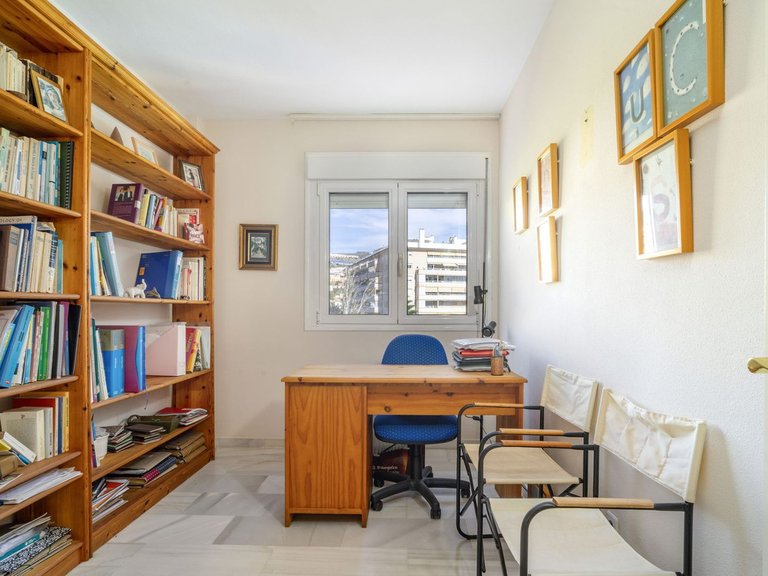 Apartment for Sale in Benalmadena Costa, Malaga 25